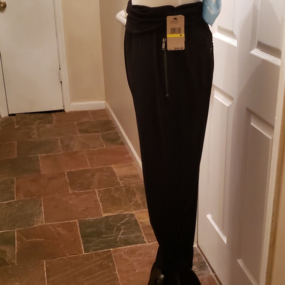 Pants - Picture 2 of 3